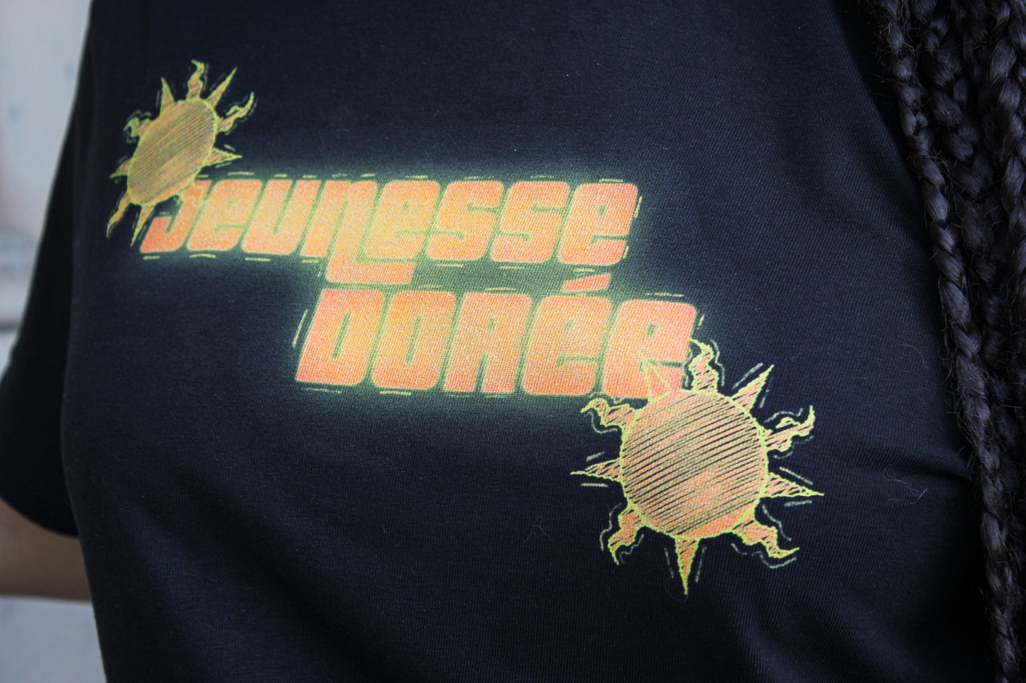 TEE - JEUNESSE DORÉE