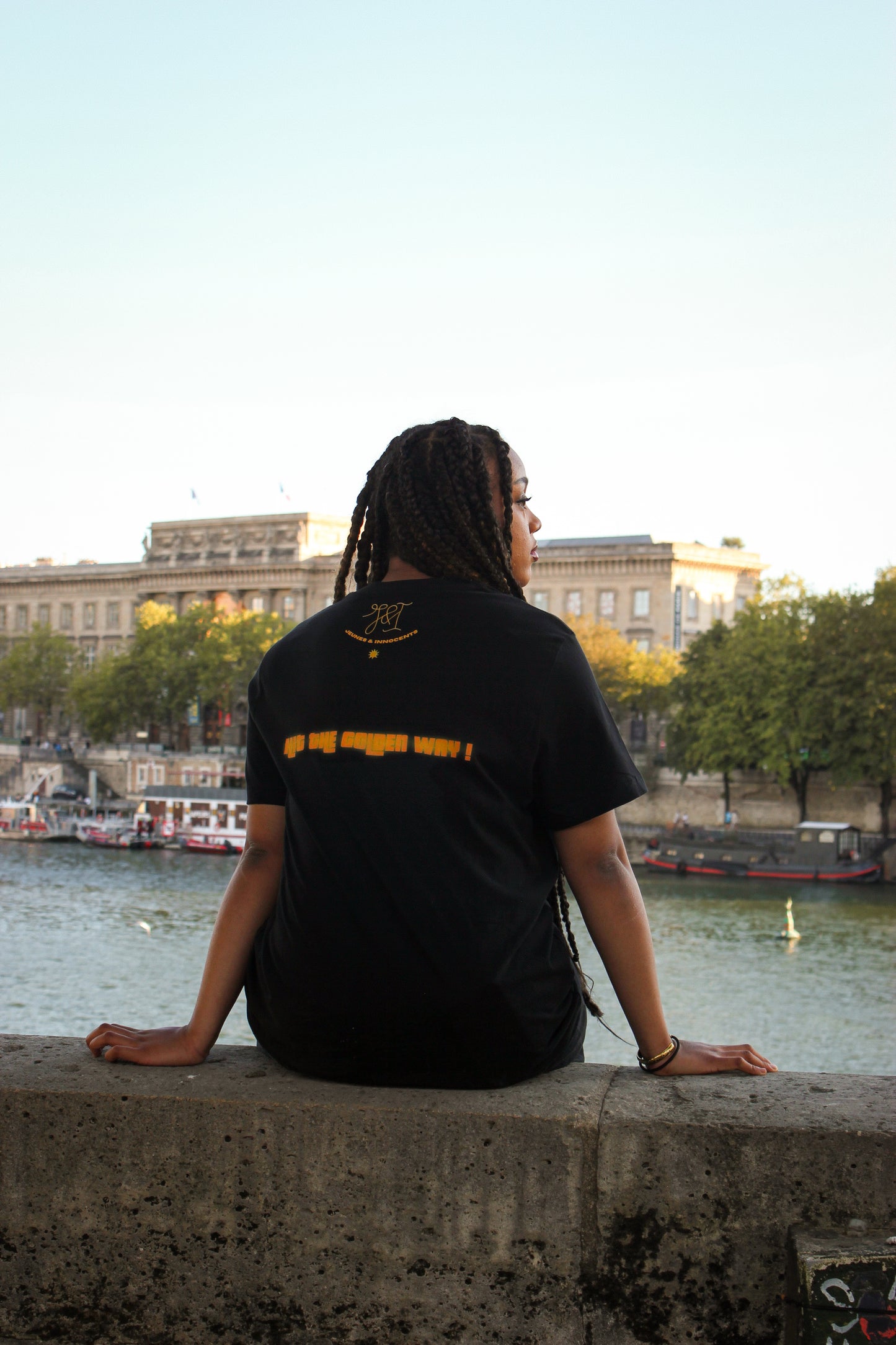 TEE - JEUNESSE DORÉE